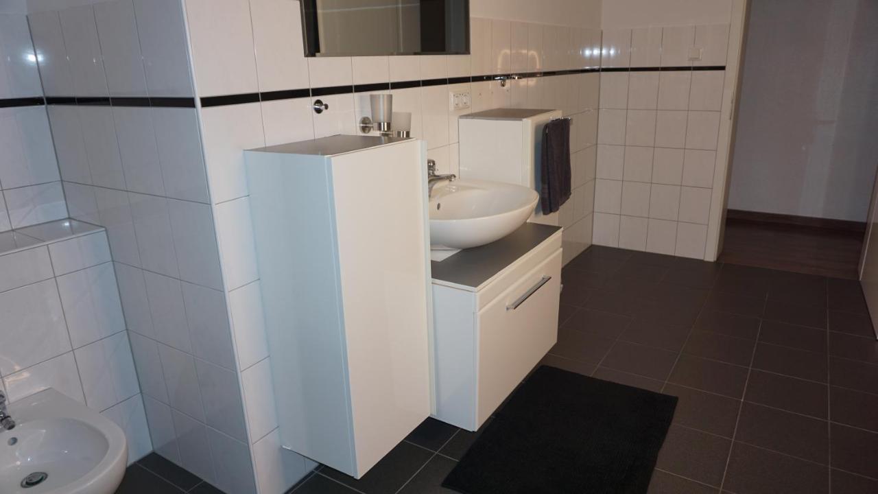 M&M Apartment Duesseldorf Neuss Eksteriør bilde