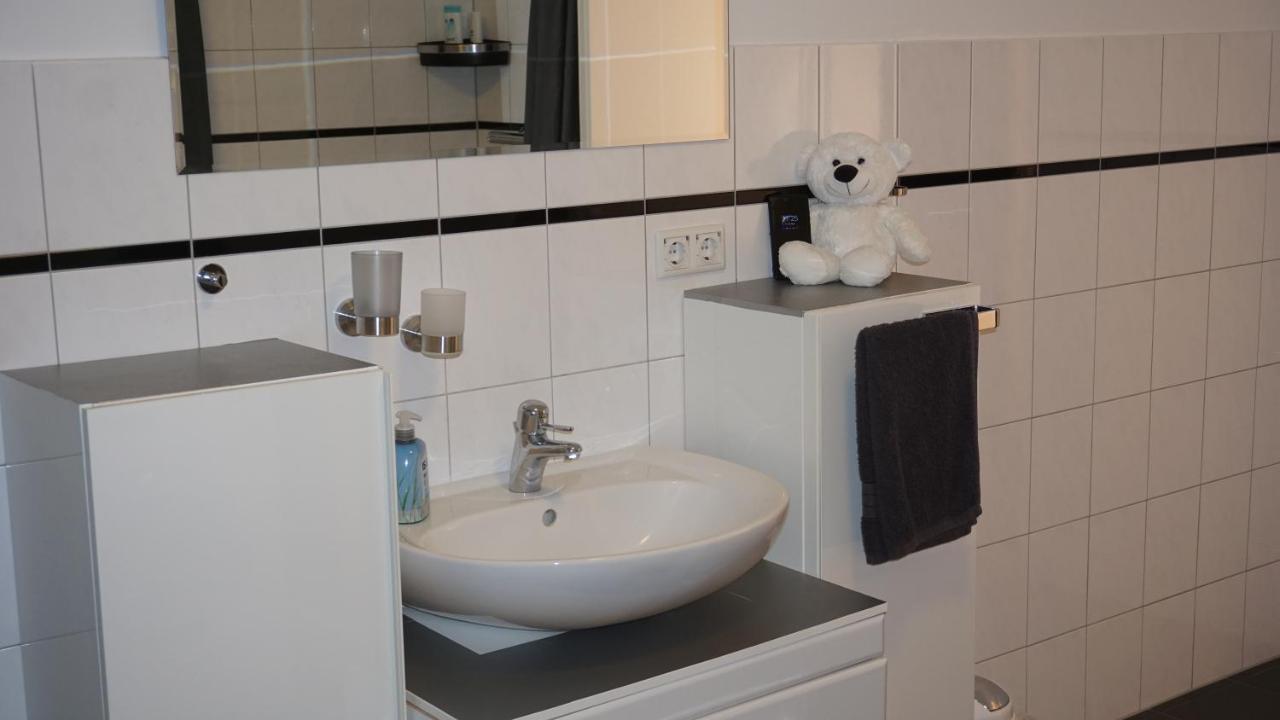 M&M Apartment Duesseldorf Neuss Eksteriør bilde